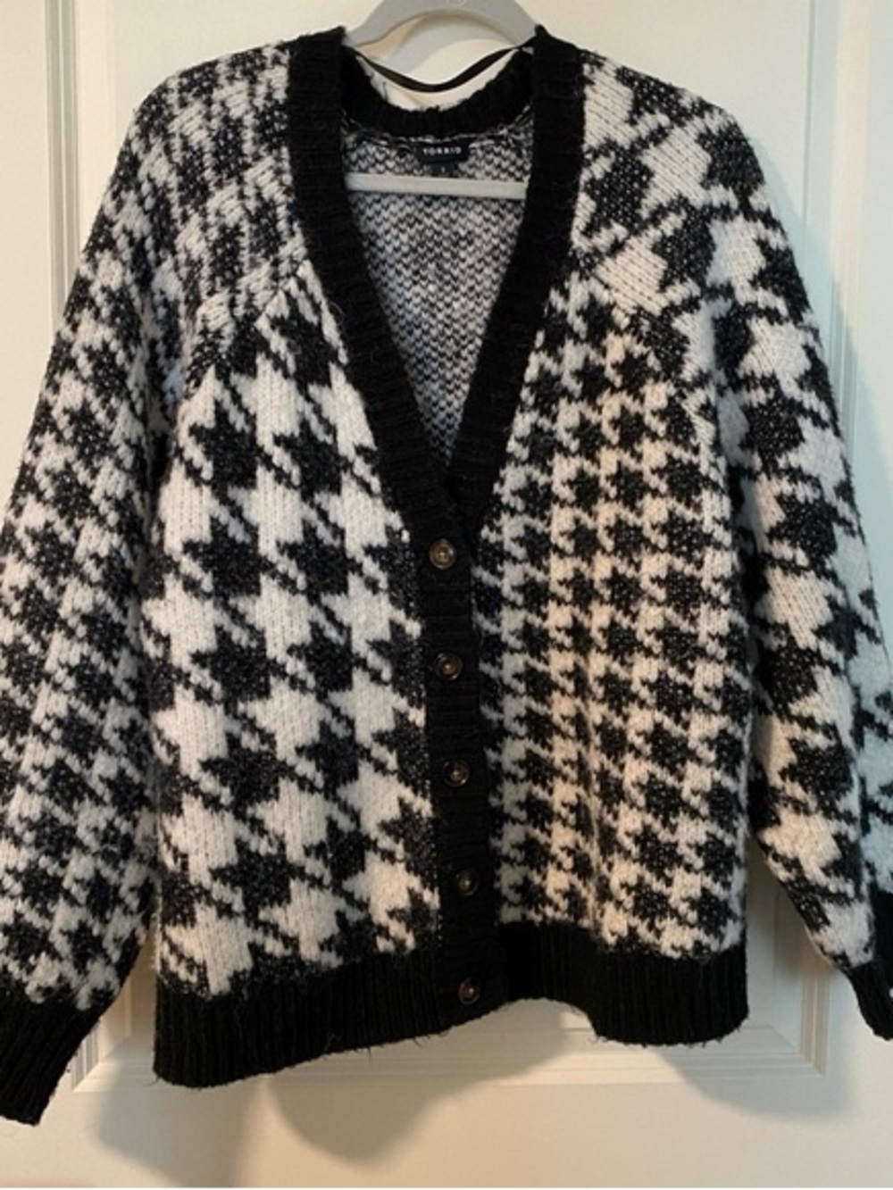 Topshop Black and White Houndstooth Cardigan Sweater